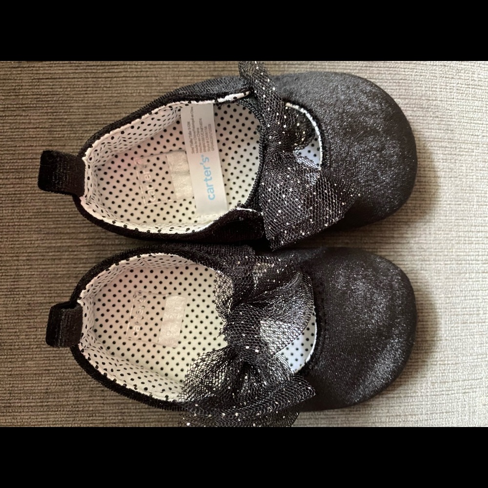 Infant girls ballerina black shoes size 9-12 month